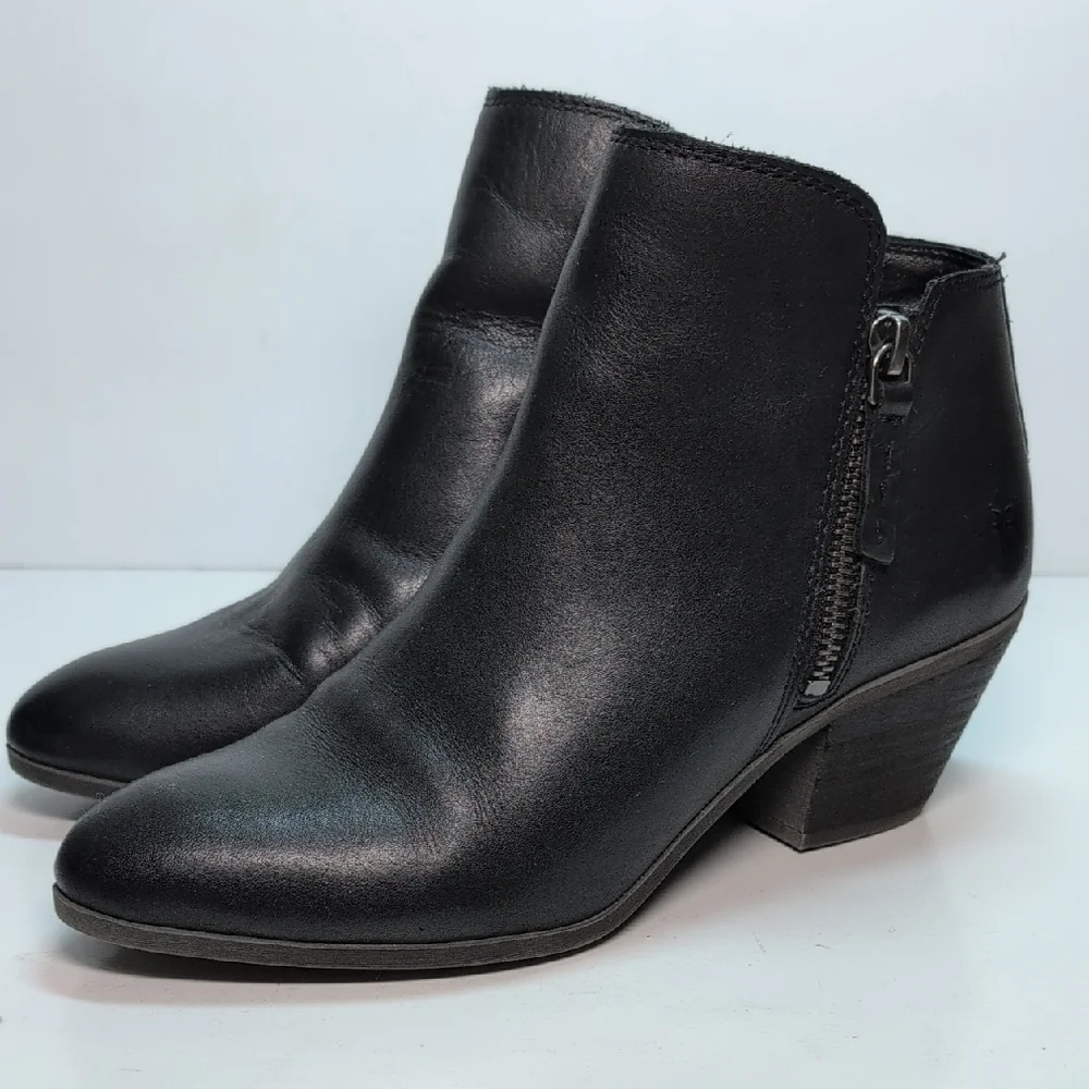 Frye Judith Double zip Ankle boots /botties women's size 6.5